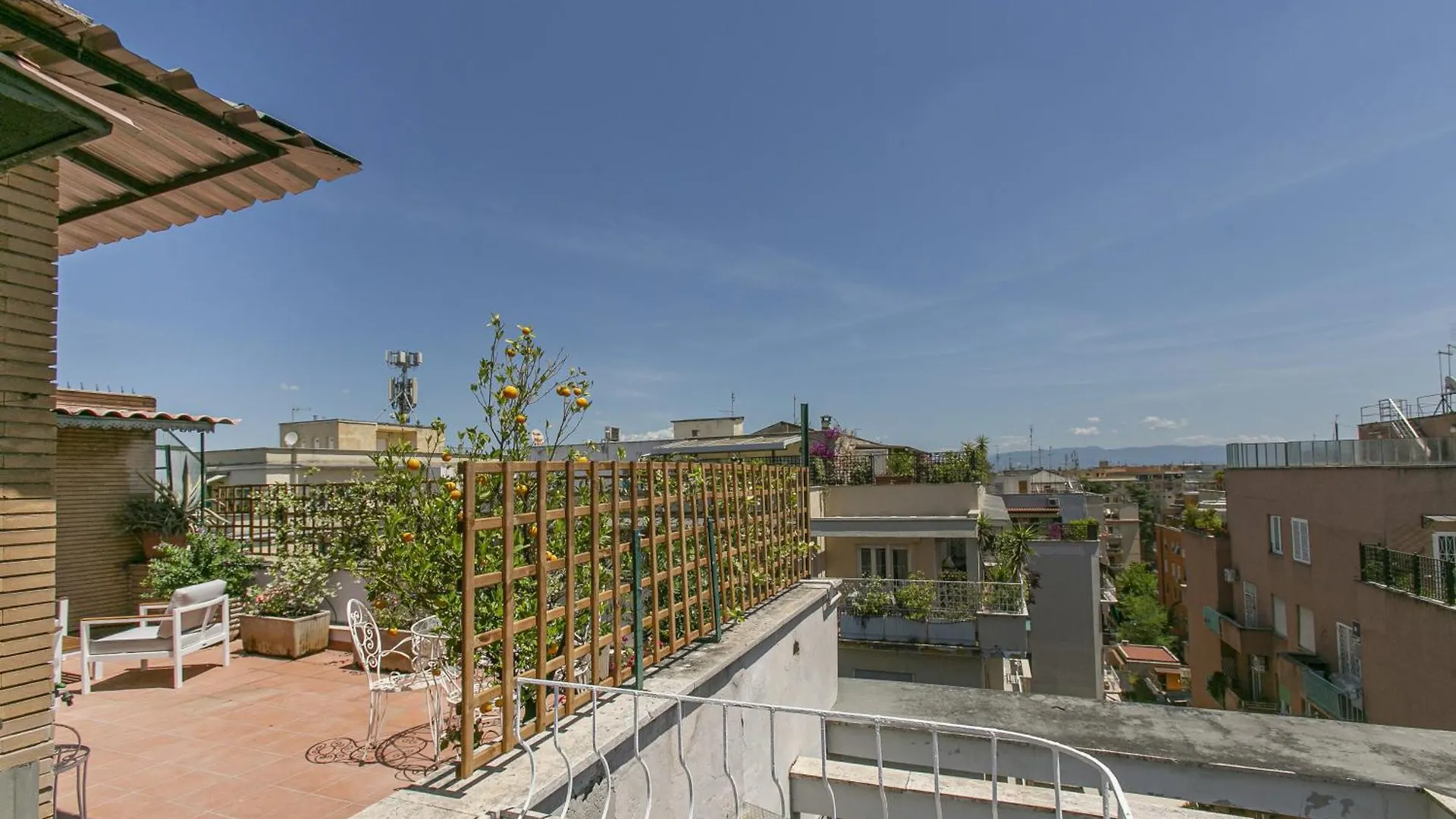 Attico Moderno Con Terrazza Vicino La Metro B Apartment Rome 0*,  Italy
